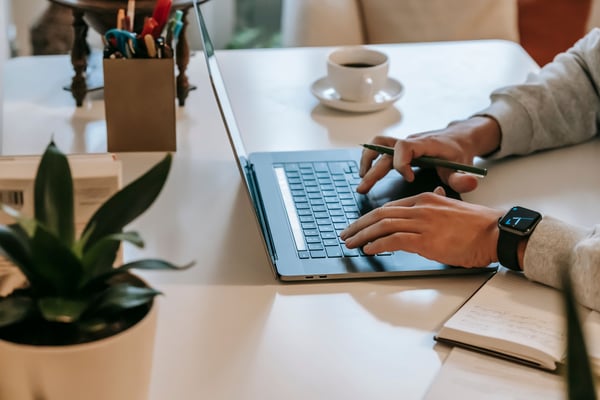 The Best HubSpot Objects to Clone: Projects vs Tickets vs Services vs Custom Objects