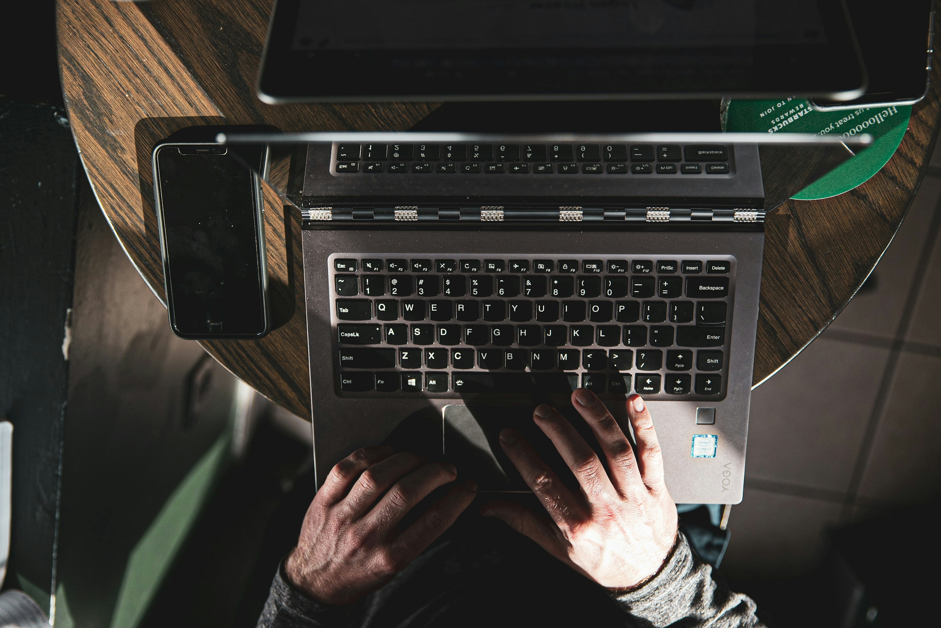 Optimizing HubSpot Email Sequences: Throttling Tips for Better Deliverability