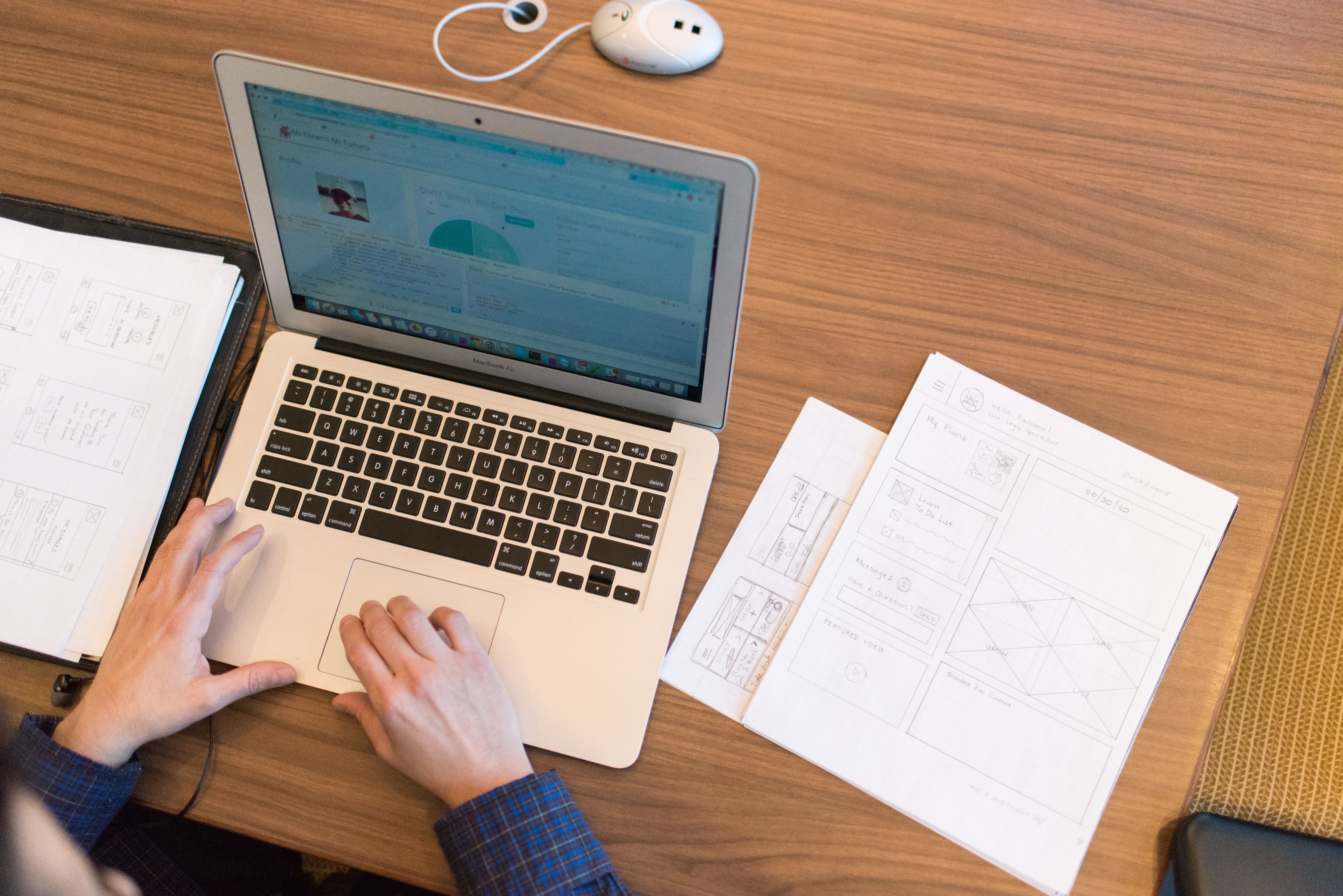 Meet the AI Assistant for 4CRMs Apps